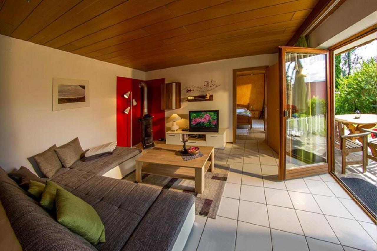 Haus Bergblick Apartamento Oy-Mittelberg Exterior foto