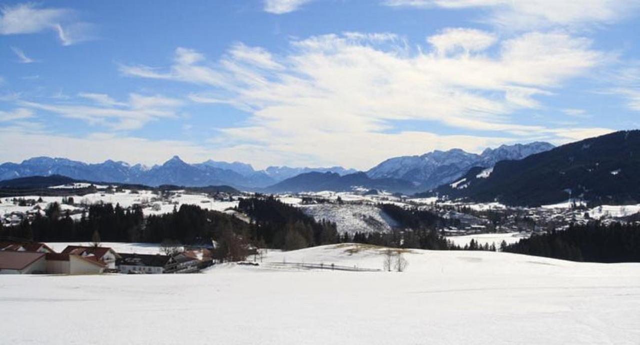 Haus Bergblick Apartamento Oy-Mittelberg Exterior foto