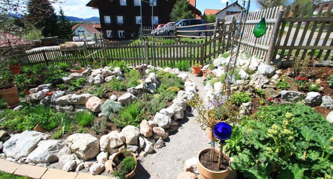 Haus Bergblick Apartamento Oy-Mittelberg Exterior foto